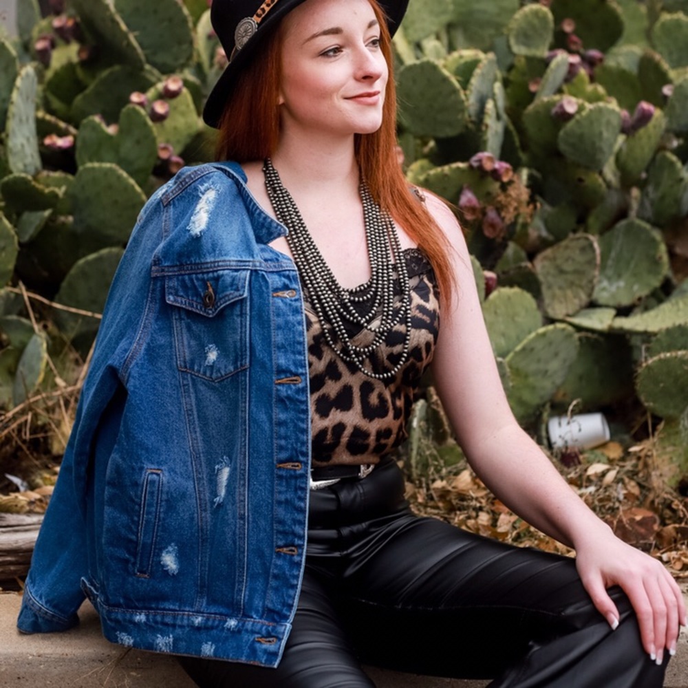 Distressed denim jacket - Picture 6 of 7